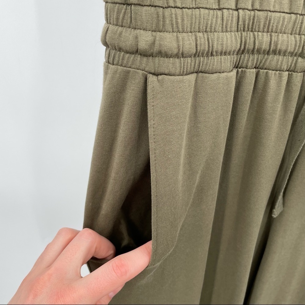 NEW! Calvin Klein Hunter Green Jumpsuit - Picture 6 of 14
